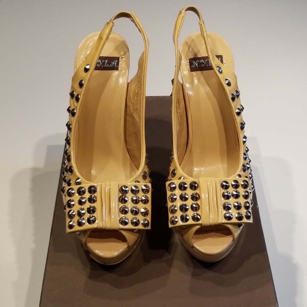 NYLA Genevieve Nude Tan Patent Open-Toe Heels